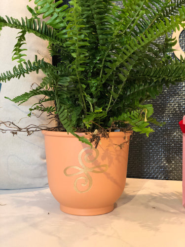 Lā'au Pot